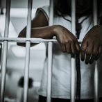 Disponen traslado de menores detenidas en cuartel de Santiago