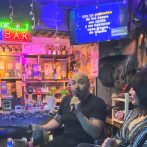 Lupillo Rivera se da su “baño de pueblo” cantando en un karaoke de un bar en RD