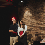 Activismo poético: Elliott y Coesia encienden Velvet Room con “Noche de Poesía II”