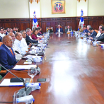 Abinader remueve su Gabinete