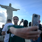Turistas viajan a Rio de Janeiro para conocer la ciudad que está de 
