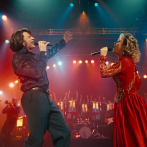 Song Sung Blue y el problema de las historias bonitas