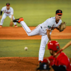 Courtney, el relevo y pobre defensa del Escogido guían Toros al triunfo