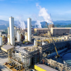 Economista sugiere renegociar con Barrick ante alzas en oro, plata y cobre