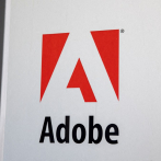 Adobe Acrobat convierte documentos en presentaciones y podcasts usando IA