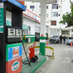 Cubanos asfixiados por falta de combustibles