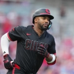 Miguel Andújar pacta con San Diego por un año y 4 millones de dólares