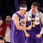 Lakers baten a Sixers, pero se llevan un susto con lesión de Doncic