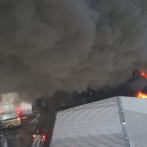 Se registra incendio en fábrica de plástico en Bajos de Haina