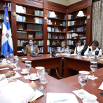 Gabinete de Salud escucha demandas de enfermeras