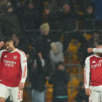 Arsenal deja escapar ventaja de dos goles ante Wolverhampton y vuelve a tropezar en la Premier