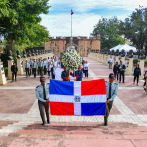 Ofrendas florales en el Mes de la Patria: protocolo, solemnidad y sentido histórico