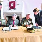 Ministros de Defensa cierran la compra de cuatro buques