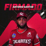 Antonio Santos seguirá en el cuerpo de lanzadores de los Gigantes del Cibao