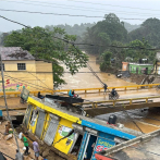Colapsan varios comercios y viviendas en Gaspar Hernández por lluvias