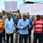 Choferes protestan frente a Línea 2C del Metro; piden jubilación para los de 60 y 70 años
