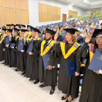 UCNE gradúa dieciséis doctores en educación