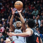 Spurs encadenan diez victorias por primera vez en una década y Pistons baten a Thunder