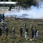 Al menos 22 muertos por accidente de avión militar cargado de dinero en Bolivia