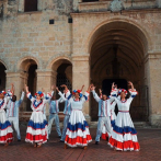 Agrupación “Lo de Aki” estrena álbum “Playlist” de temas urbanos convertidos a merengue