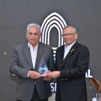 Banreservas reconoce a Winston “Chilote” Llenas en homenaje a los 93 años de las Águilas Cibaeñas