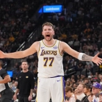 Luka Doncic frena la racha de los Knicks y da la victoria a los Lakers