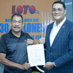 LEIDSA entrega certificado a maestro constructor ganador de 30 millones