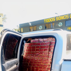 Ejército ocupa 250,000 unidades de cigarrillos en un vehículo en San Juan de la Maguana