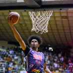 Pimentel y Suero conducen a Pueblo Nuevo a primera victoria en la final de Santiago