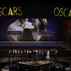 Billy Crystal rinde tributo en los Óscar a Rob Reiner, asesinado junto su esposa