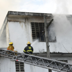 Se registra conato de incendio en almacén de Banreservas; hay 16 unidades de bomberos