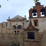 Ciudad Colonial: la Catedral, su entorno y las Cruces de la Esperanza
