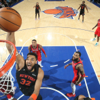 Dominicano Karl-Anthony Towns anota doble-doble en triunfo de Knicks sobre Pelicans