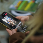 Tener una conversación: el primer paso para el buen uso de redes sociales de su hijo