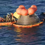 Tripulantes de Artemis II regresan a la Tierra en una 