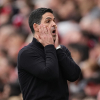 Arsenal cae ante Bournemouth y el Man City se mete en la lucha por el título