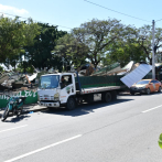 Teleofertas en escombros tras desalojo, mientras empleados evitan dar declaraciones