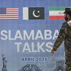 Trump amenaza con destruir cualquier barco iraní que cruce Ormuz