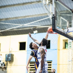 Emmanuel Omogbo anota un triple decisivo en la victoria de los Marineros sobre los Héroes de Moca