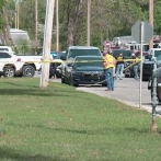 Un director derriba y desarma a un atacante armado en Oklahoma