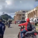 Reportero relata persecución de chofer en Santiago y dice en vez de críticas debería ser premiado