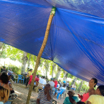 Comunitarios instalan campamento frente a terreno donde construirán vertedero en La Cuaba