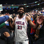 Los Sixers donarán 500 entradas a fanáticos en cada partido en casa