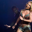 Policía visita a Britney Spears tras aparentes lesiones por bailar con cuchillos