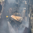 Incendio en Ensache Kennedy afecta tres casas y deja cinco perros muertos