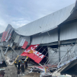 Colapso de plaza comercial en Santiago deja varios heridos