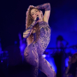 “Siento que apenas estoy empezando”: Shakira reflexiona sobre sus 30 años de carrera