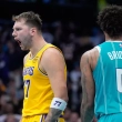 Luka Doncic devuelve a los Lakers al triunfo con LeBron en la sala de espera
