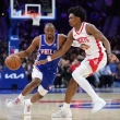 Embiid y Maxey castigan a Rockets con 68 puntos, los Clippers ganan el derbi angelino