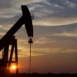 El petróleo de Texas baja a 103.64 dólares el barril ante posible diálogo entre EE. UU. e Irán